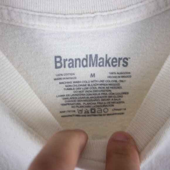 BrandMakers Country Club Golfing Gold Bear Tee - Picture 5 of 6